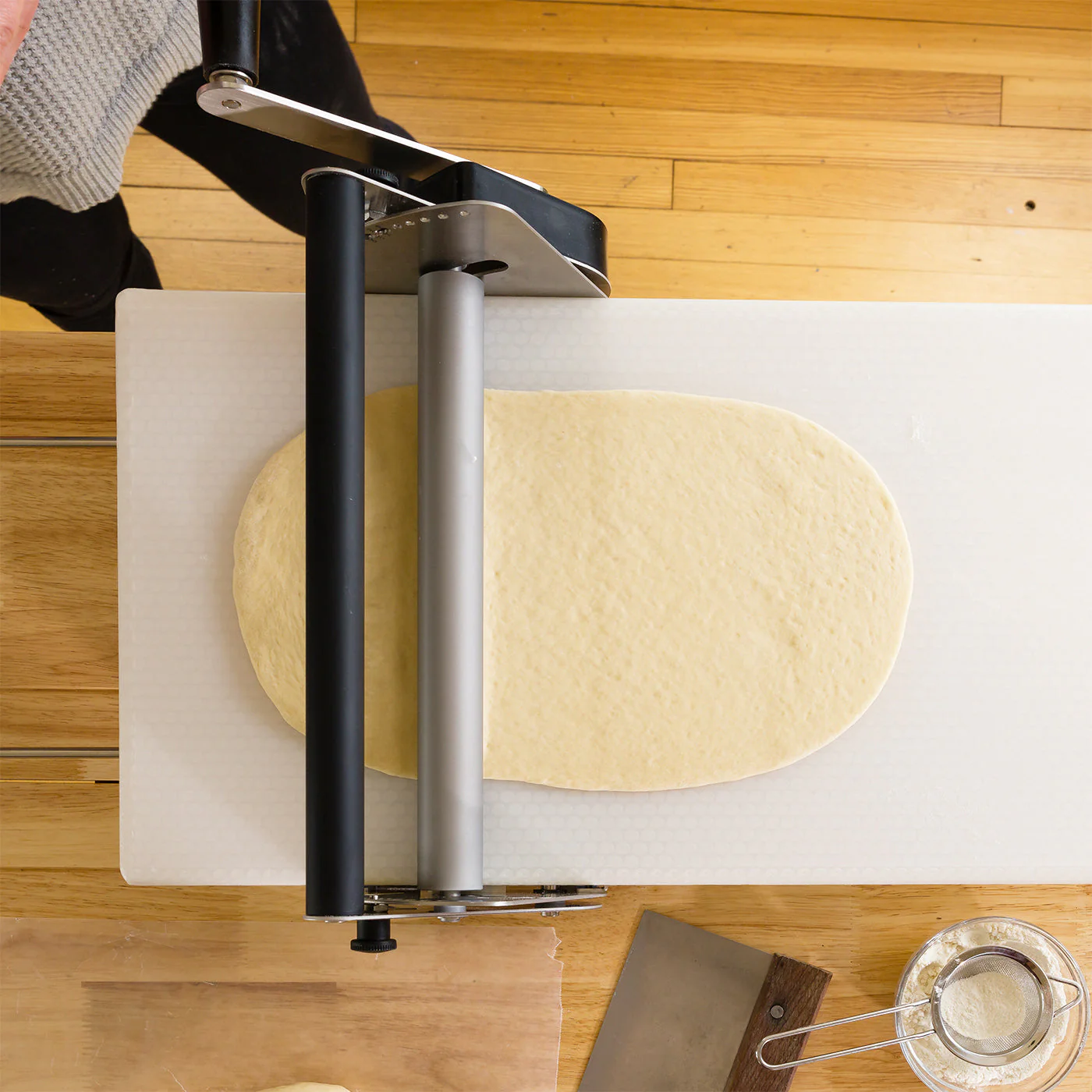Compact Dough Sheeter 12" (Refurbished) - Image 3
