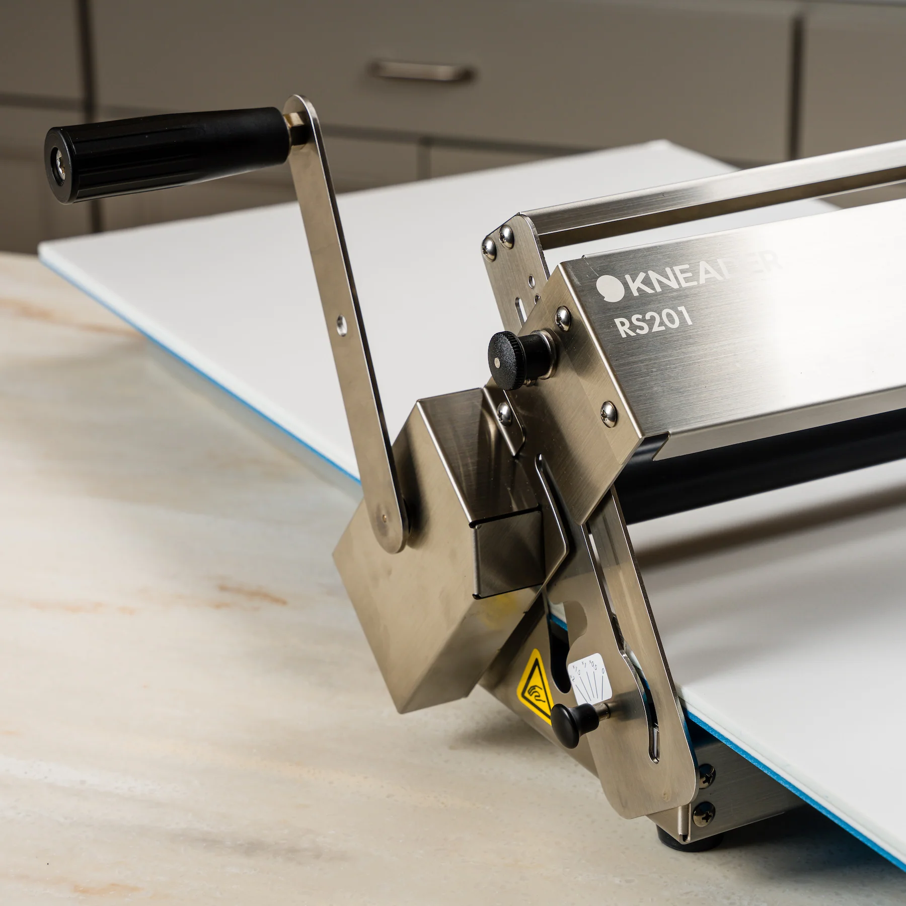 Folding Dough Sheeter 15.5" (Refurbished) - Image 2